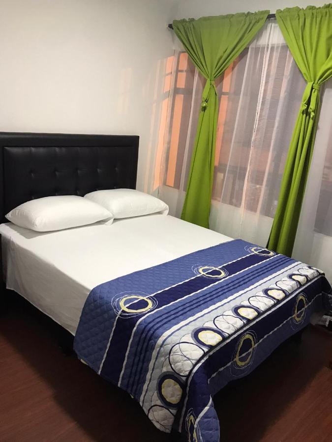 Hostal El Eden Манисалес Экстерьер фото